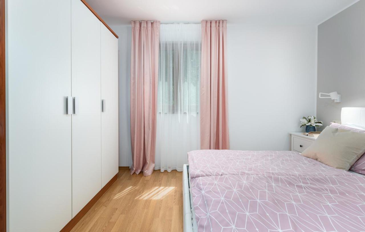 Apartments Villa Ana Poreč Buitenkant foto