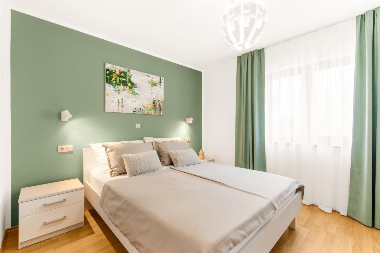 Apartments Villa Ana Poreč Buitenkant foto