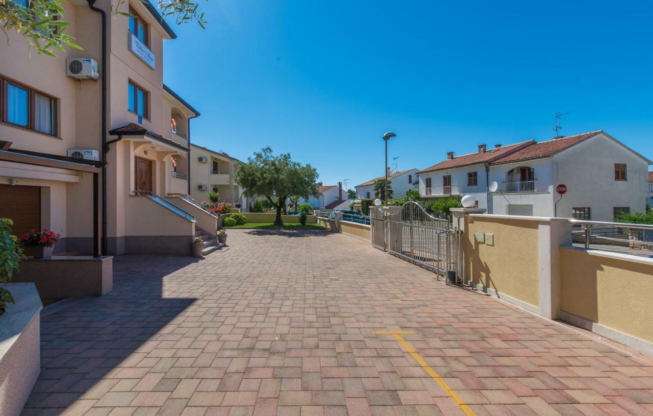 Apartments Villa Ana Poreč Buitenkant foto